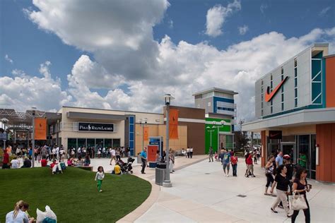 lv toronto premium outlet|outlet stores in toronto.